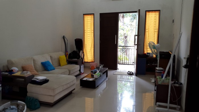 Rumah Dijual Fully Furnished Siap Huni di Cluster Meadow Green Lippo Cikarang